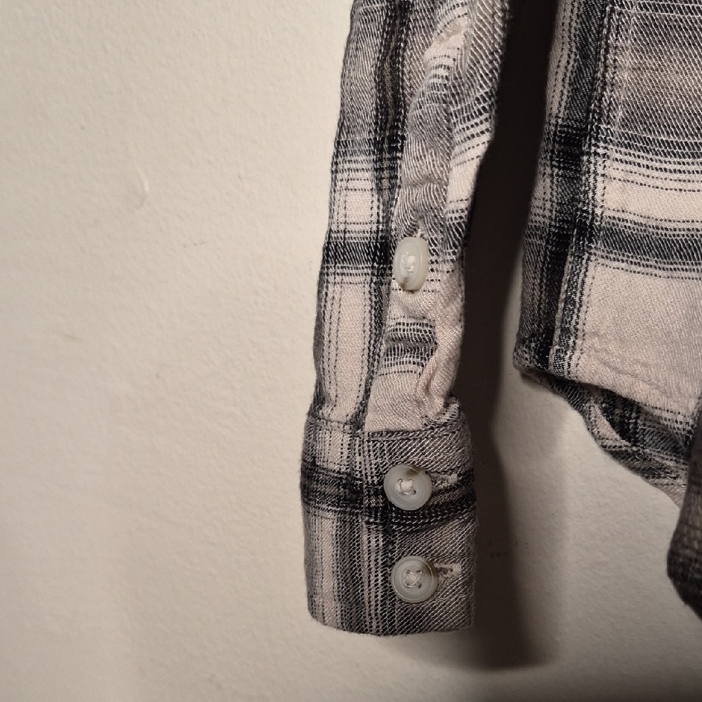 Mossimo Supply Co. Black and White Checkered Shirt - Picture 4 of 7